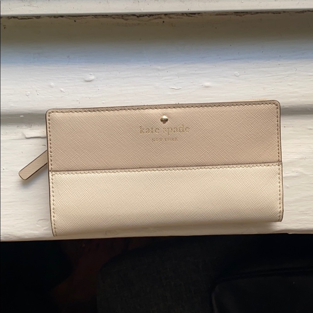 Kate Spade Taupe and Cream wallet
